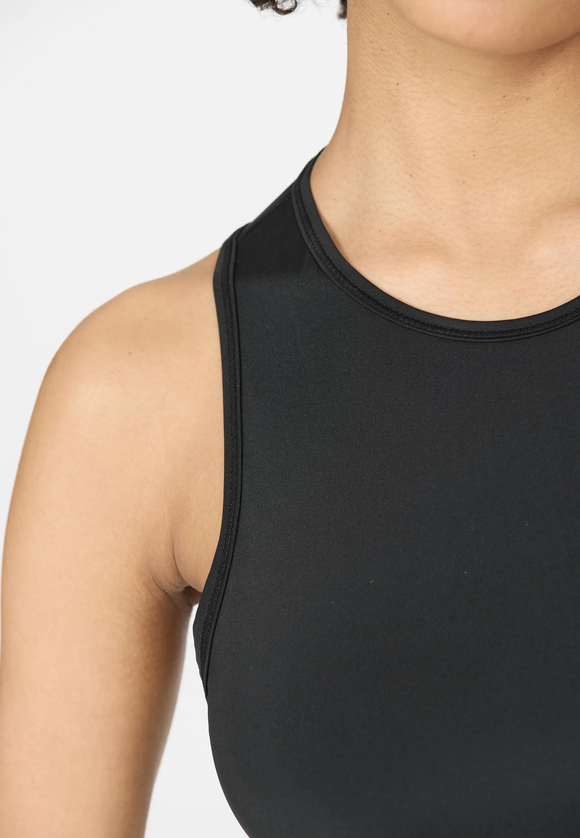 Robe Athlecia Yamato (noir)